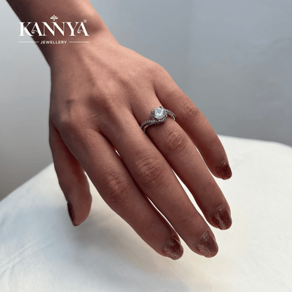 Eternal Spiral Diamond Ring - Kannya